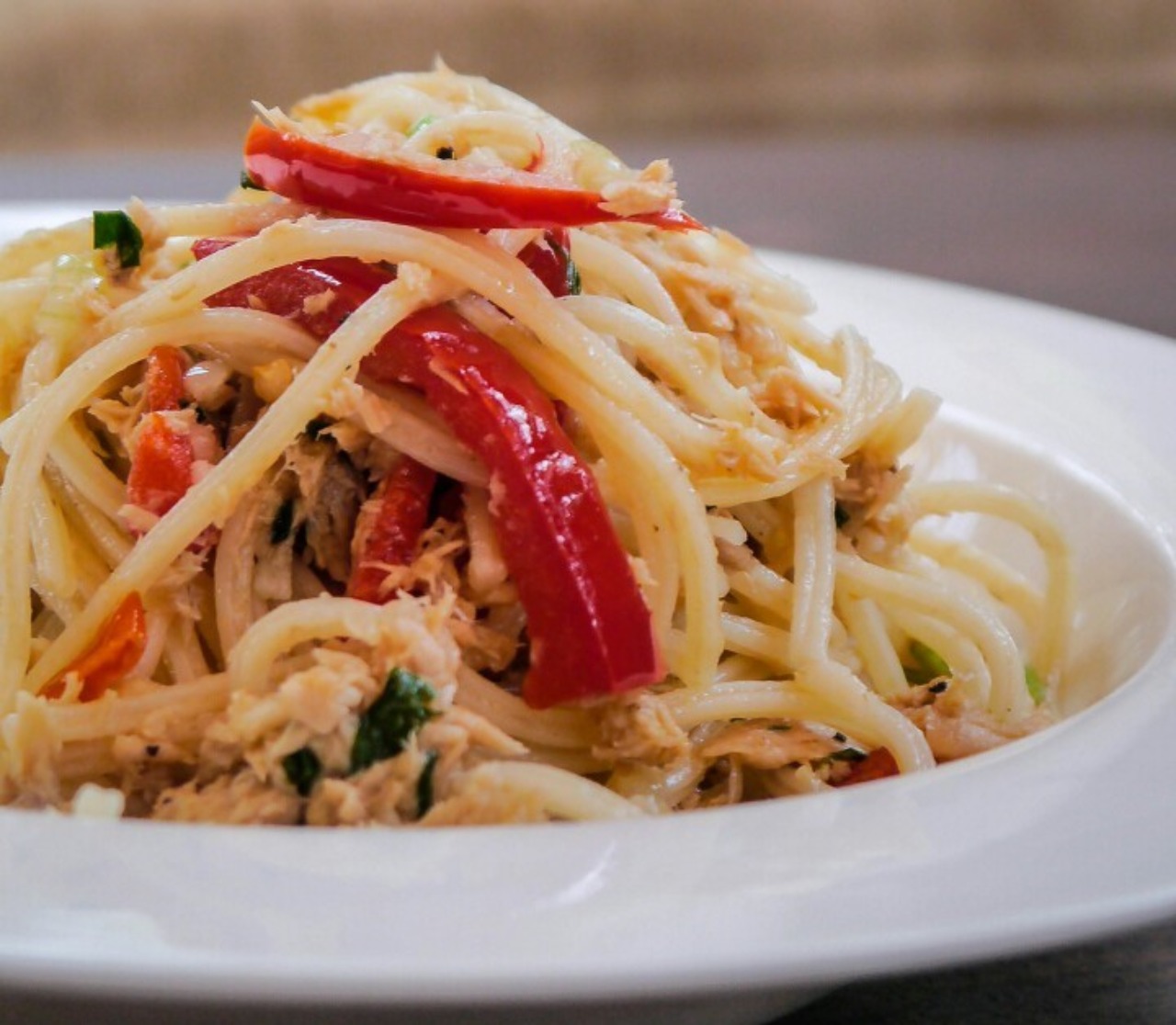 Spaghetti adalah salah satu menu andalan yang bisa lo cicipi di sini